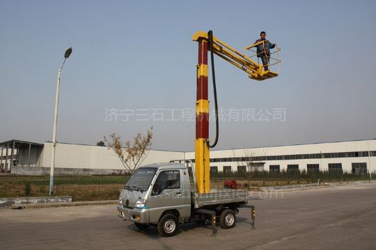 點擊查看詳細信息<br>標題：小型高空作業車 閱讀次數：2857