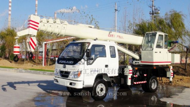 點(diǎn)擊查看詳細(xì)信息<br>標(biāo)題：8噸汽車吊 閱讀次數(shù)：2919