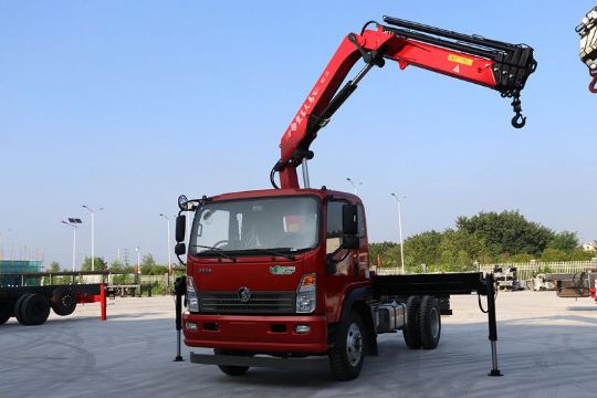 點擊查看詳細信息<br>標題：6.3噸折臂吊 閱讀次數：2699
