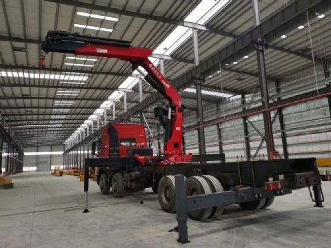 點擊查看詳細信息<br>標題：15噸折臂吊 閱讀次數：2506
